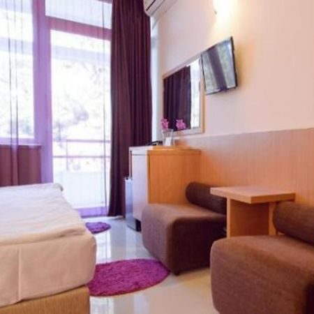 Hotel Sara Neptun Ngoại thất bức ảnh