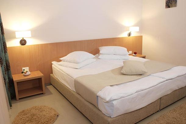 Hotel Sara Neptun Ngoại thất bức ảnh