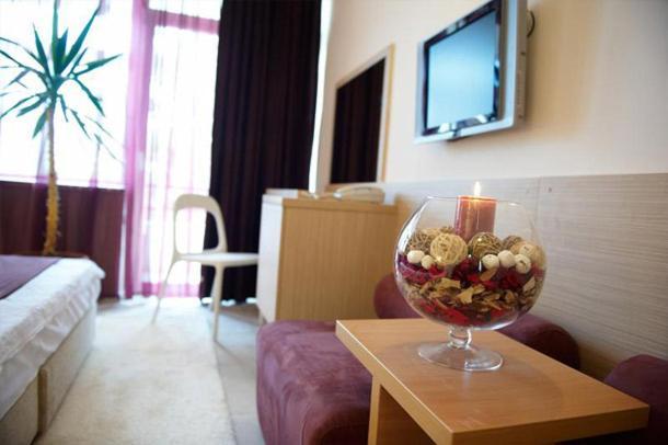 Hotel Sara Neptun Ngoại thất bức ảnh