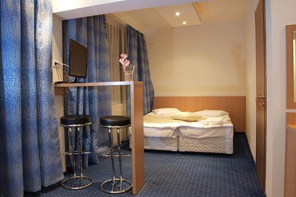 Hotel Sara Neptun Ngoại thất bức ảnh